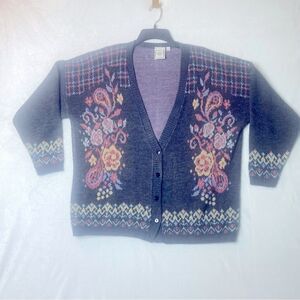 Boundary Waters Vintage Gray W/Floral Design Knit Cardigan Size Large